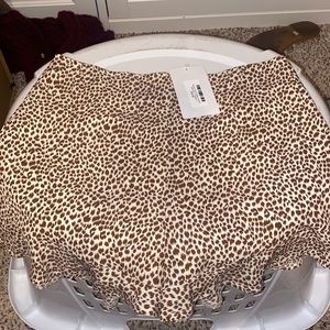 cute flowy shorts, nice fabric